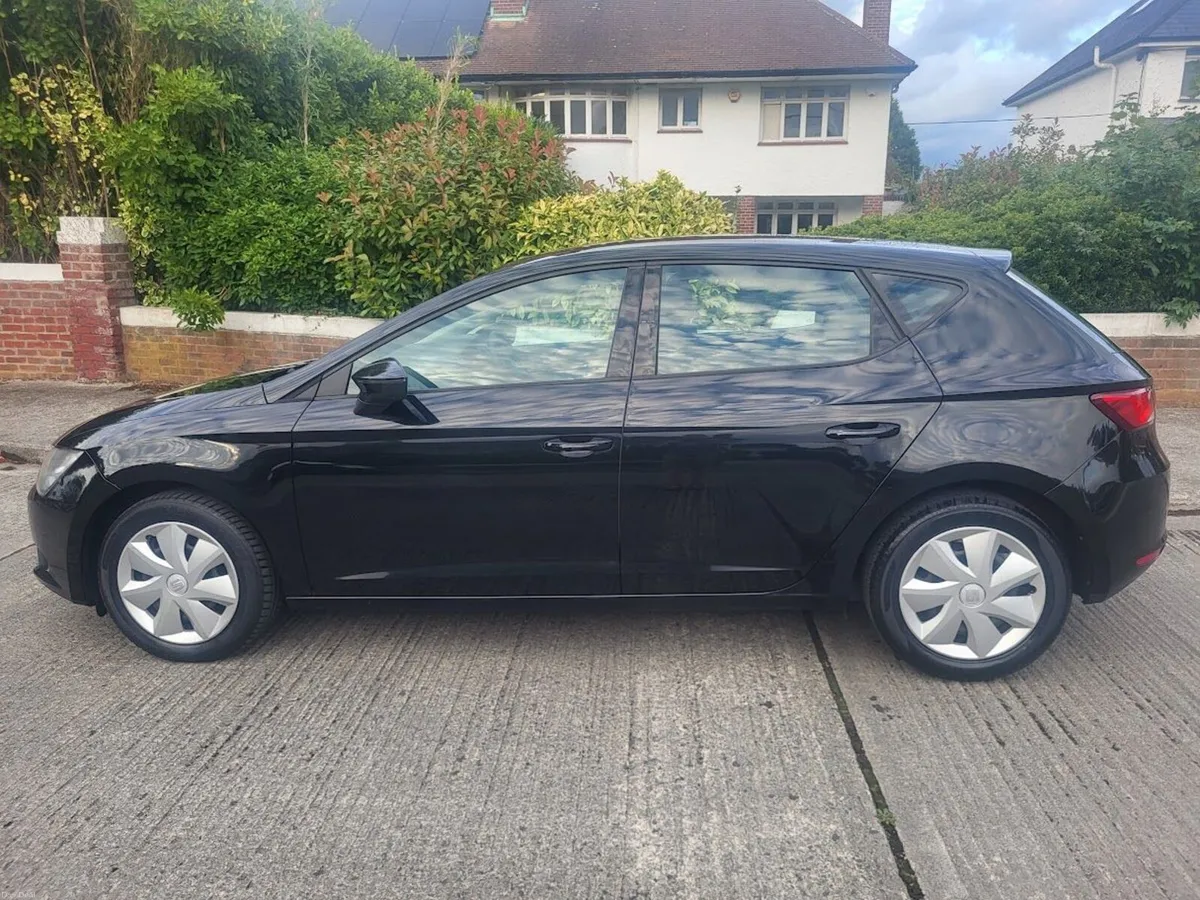 Seat Leon 1.6 TDi: | Low Mileage | Full History - Image 5