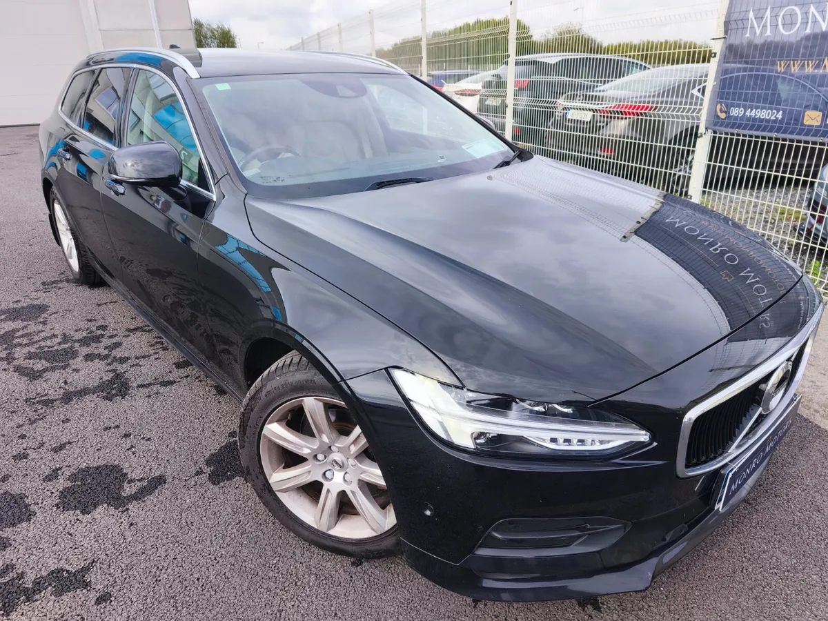Volvo V90 D4 (190hp) Momentum Auto, Full S.History - Image 3