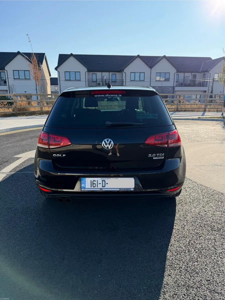 Volkswagen Golf 2.0 TDI Highline - Image 6