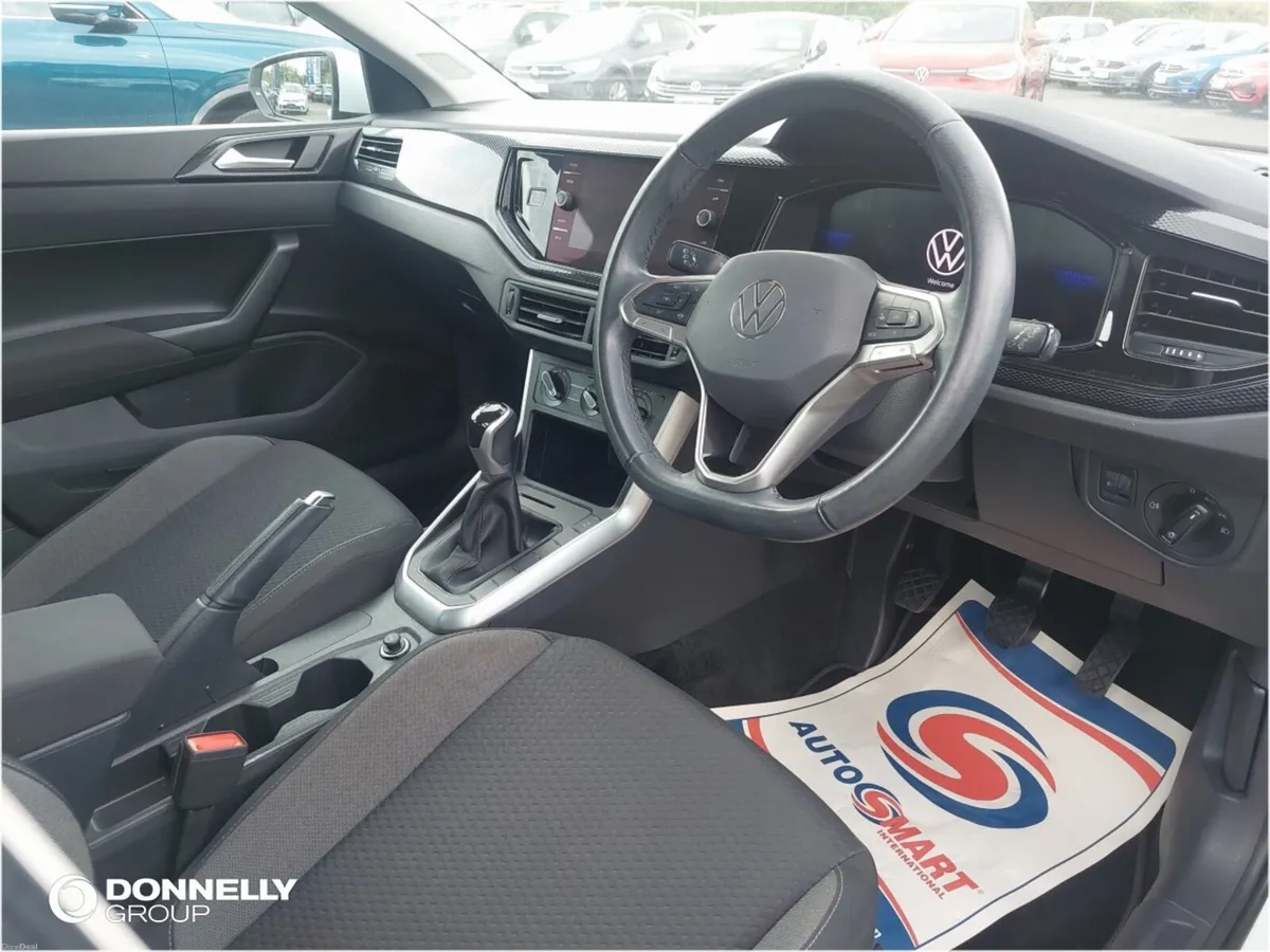 Volkswagen Polo Hatchback Life - Image 6