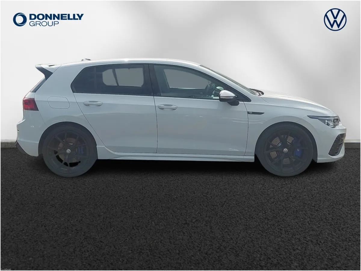 Volkswagen Golf Hatchback R - Image 4