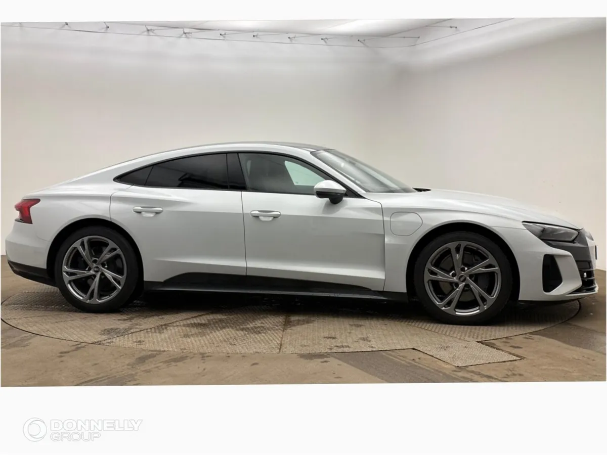 Audi E-Tron Gt 390kW Quattro 93kWh 4dr Auto - Image 4