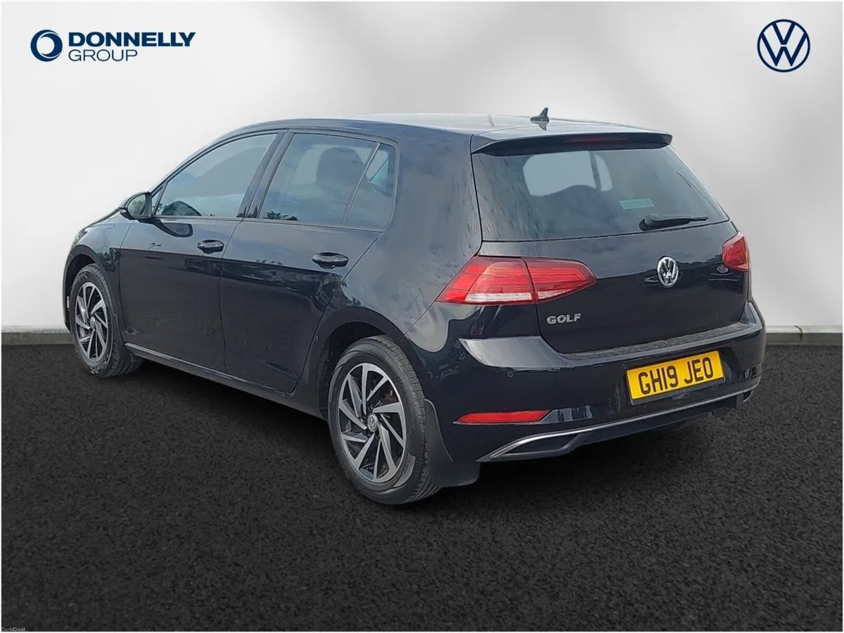 Volkswagen Golf Hatchback Match - Image 3