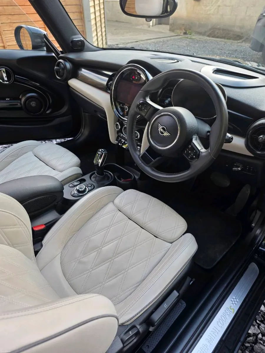 Mini Cooper Electric - Image 5