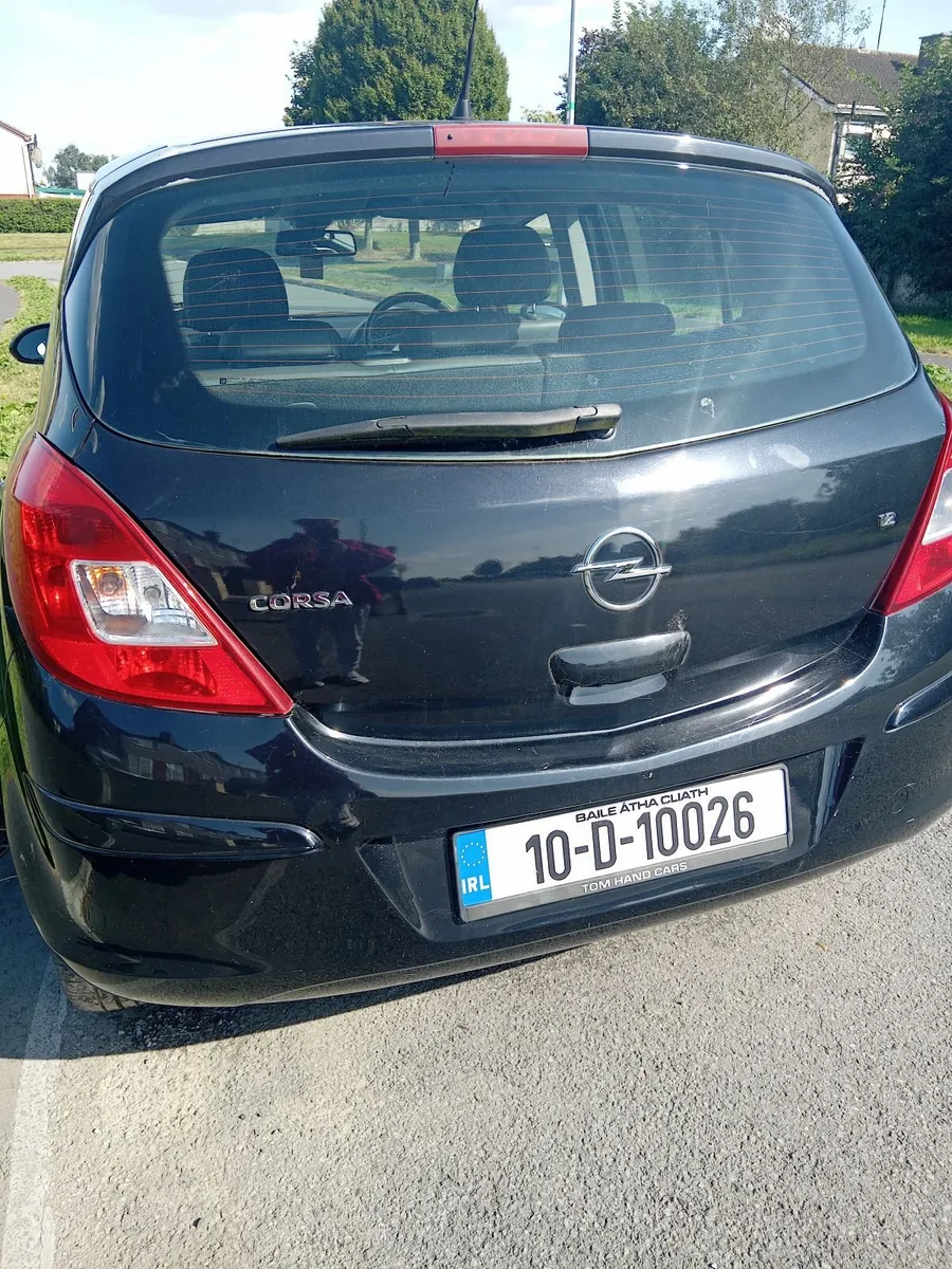 Opel Corsa 2010 - Image 2