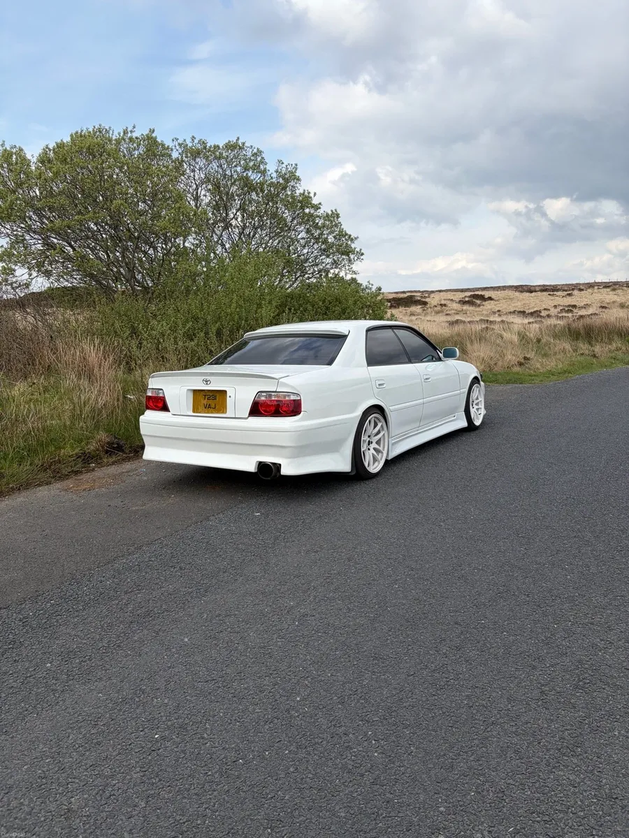 1999 Toyota Chaser - Image 4