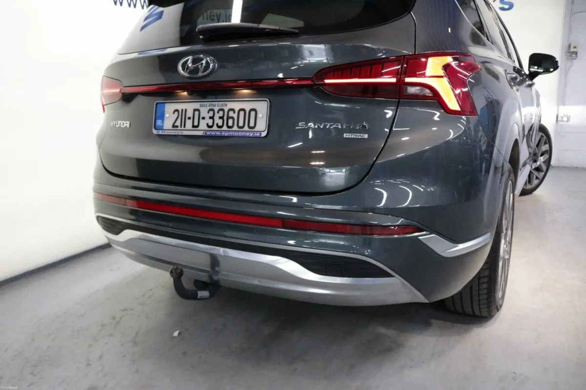 Hyundai Santa Fe Executive Plus 2.2L Diesel Automa - Image 6