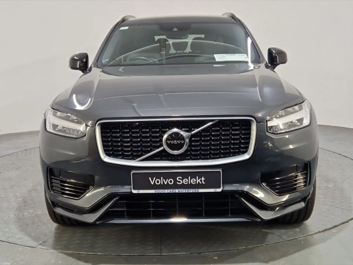 Volvo XC90 T8 PHEV R-Design AWD - Image 2