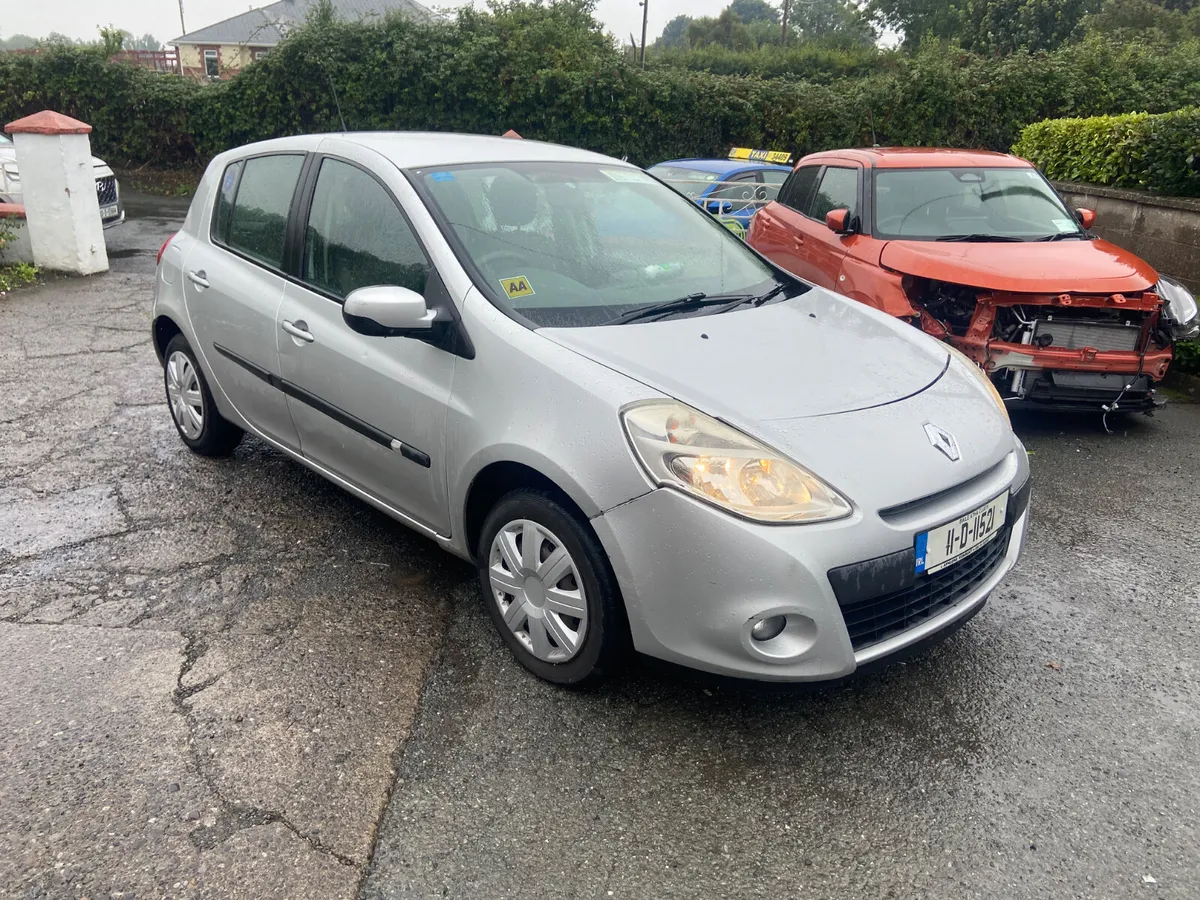 Renault Clio 2011 new nct - Image 2