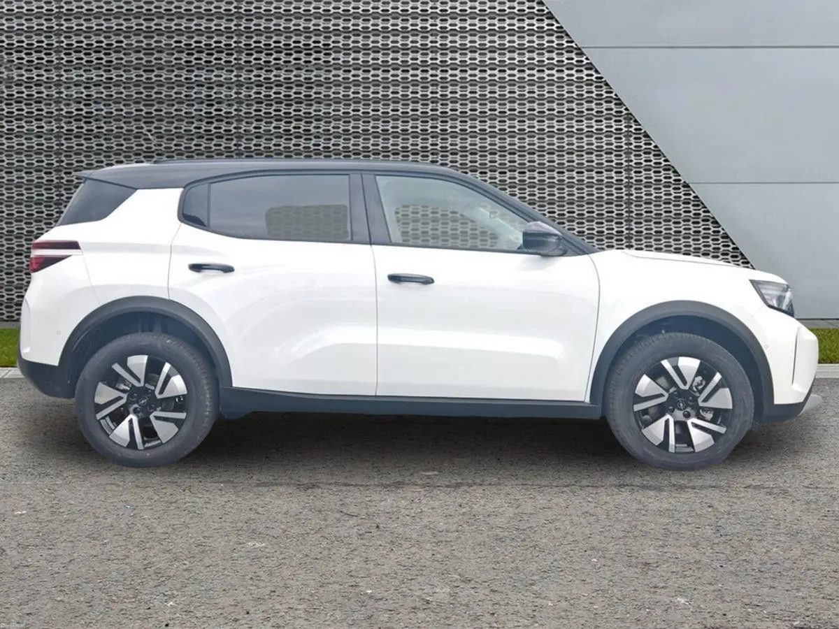 Opel Frontera Hybrid GS 1.2 136hp automatic 7 Seat - Image 6
