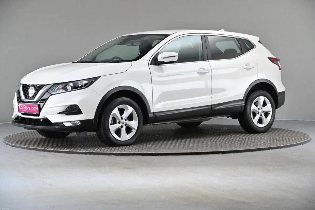 Nissan Qashqai 1.5 DCI 6SPD ACENTA PREMIUM - Image 4