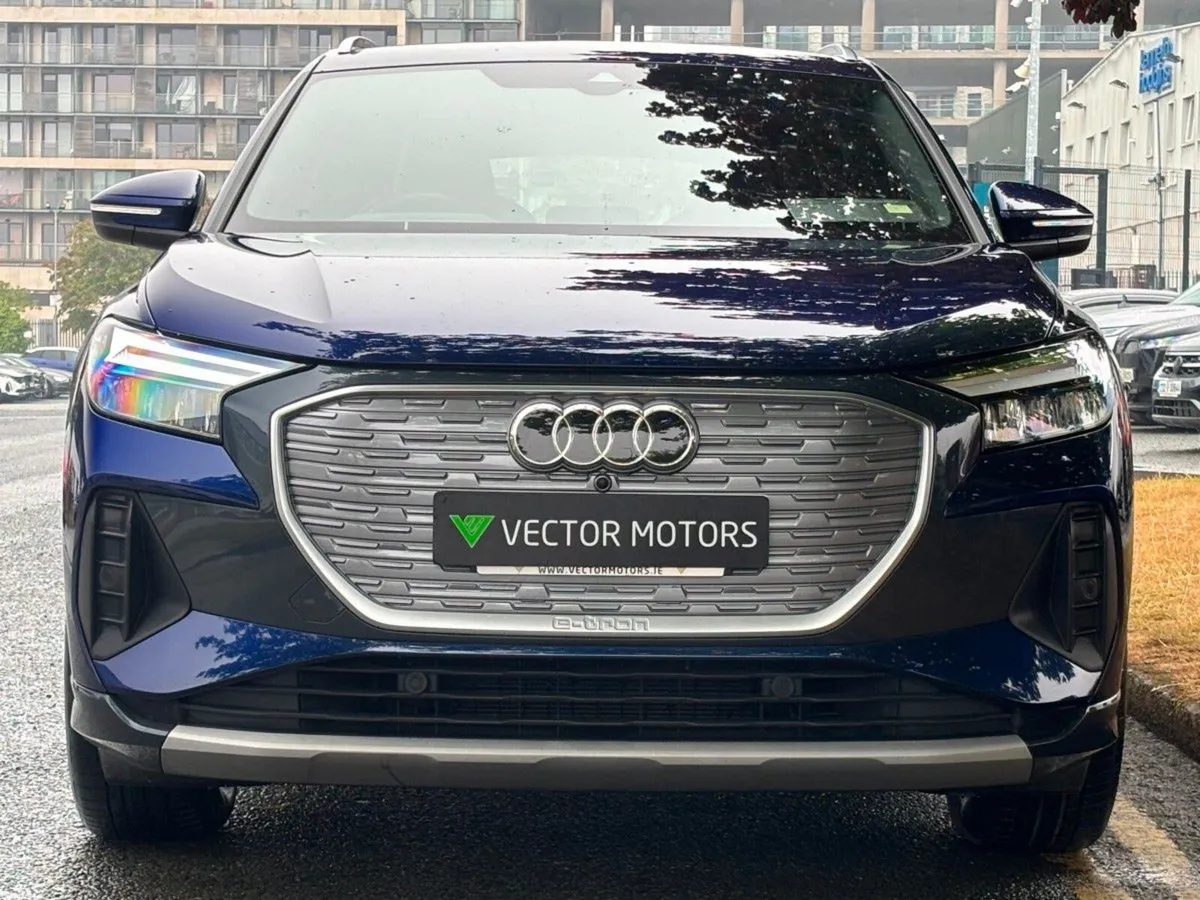 Audi Q4 e-tron Q4 E-Tron Sport 40  Sport  40 204 E - Image 3