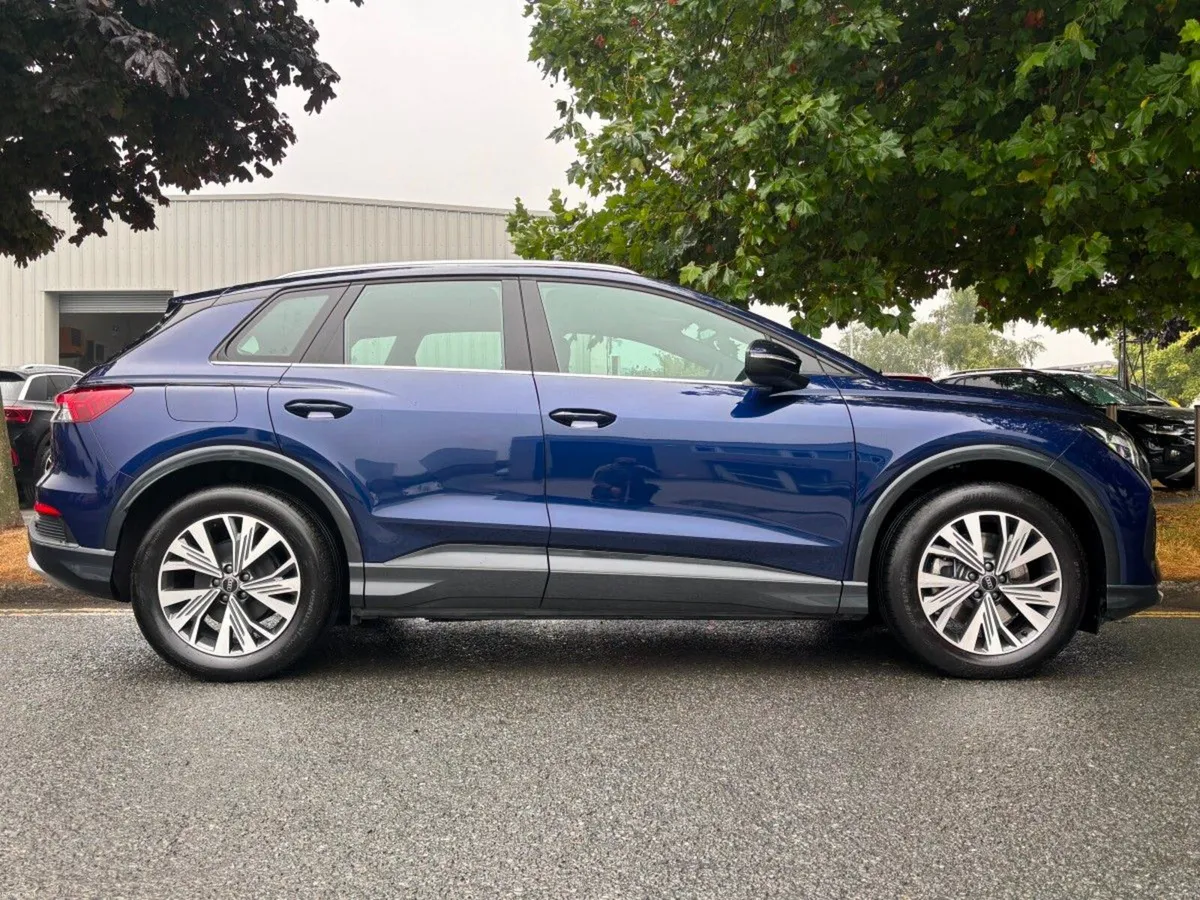 Audi Q4 e-tron Q4 E-Tron Sport 40  Sport  40 204 E - Image 5