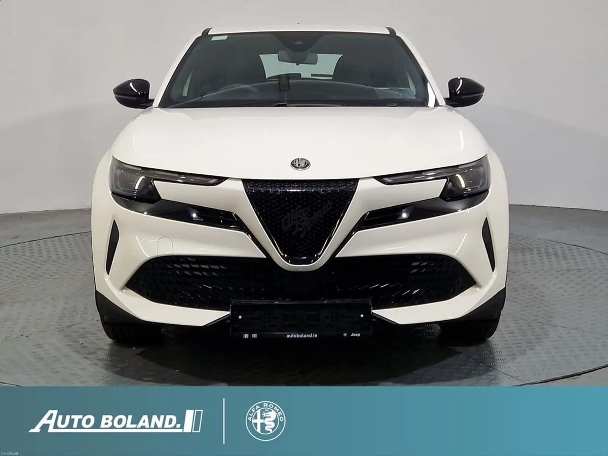 Alfa Romeo Junior Elettrica 156hp - Image 2