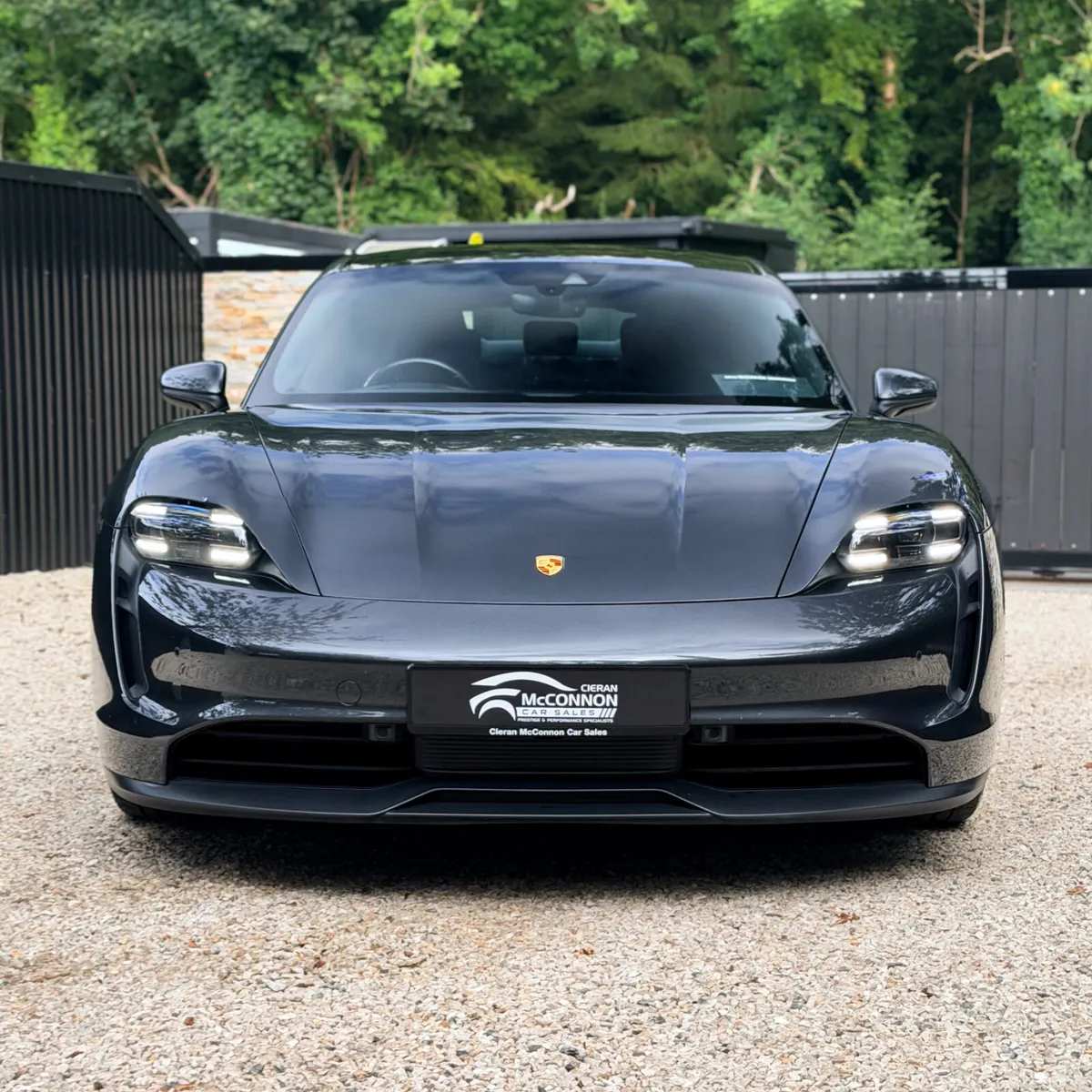 2021 (211) Porsche Taycan 4S Overboost Performance - Image 4