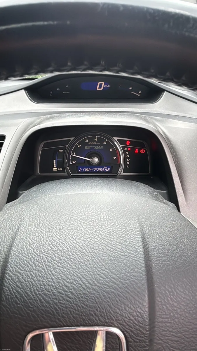 Honda Civic Automatic Hybrid 2010 - Image 2