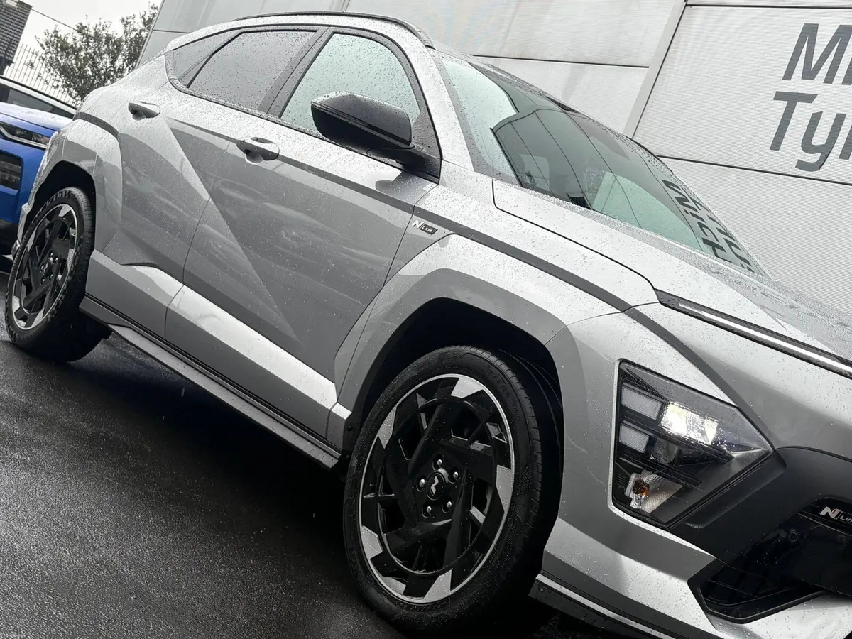 2024 Hyundai KONA 65kwh N Line, CarPlay - Image 6