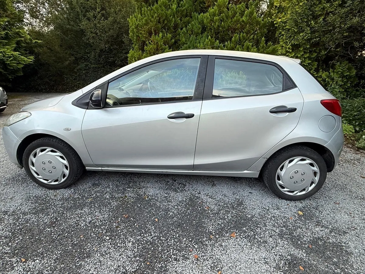 Mazda 2  209,722kms.  €495. - Image 2