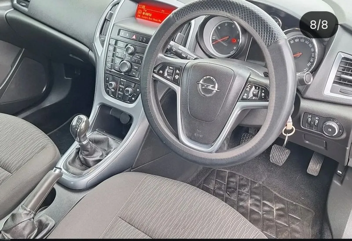 2014 Opel Astra - Image 6