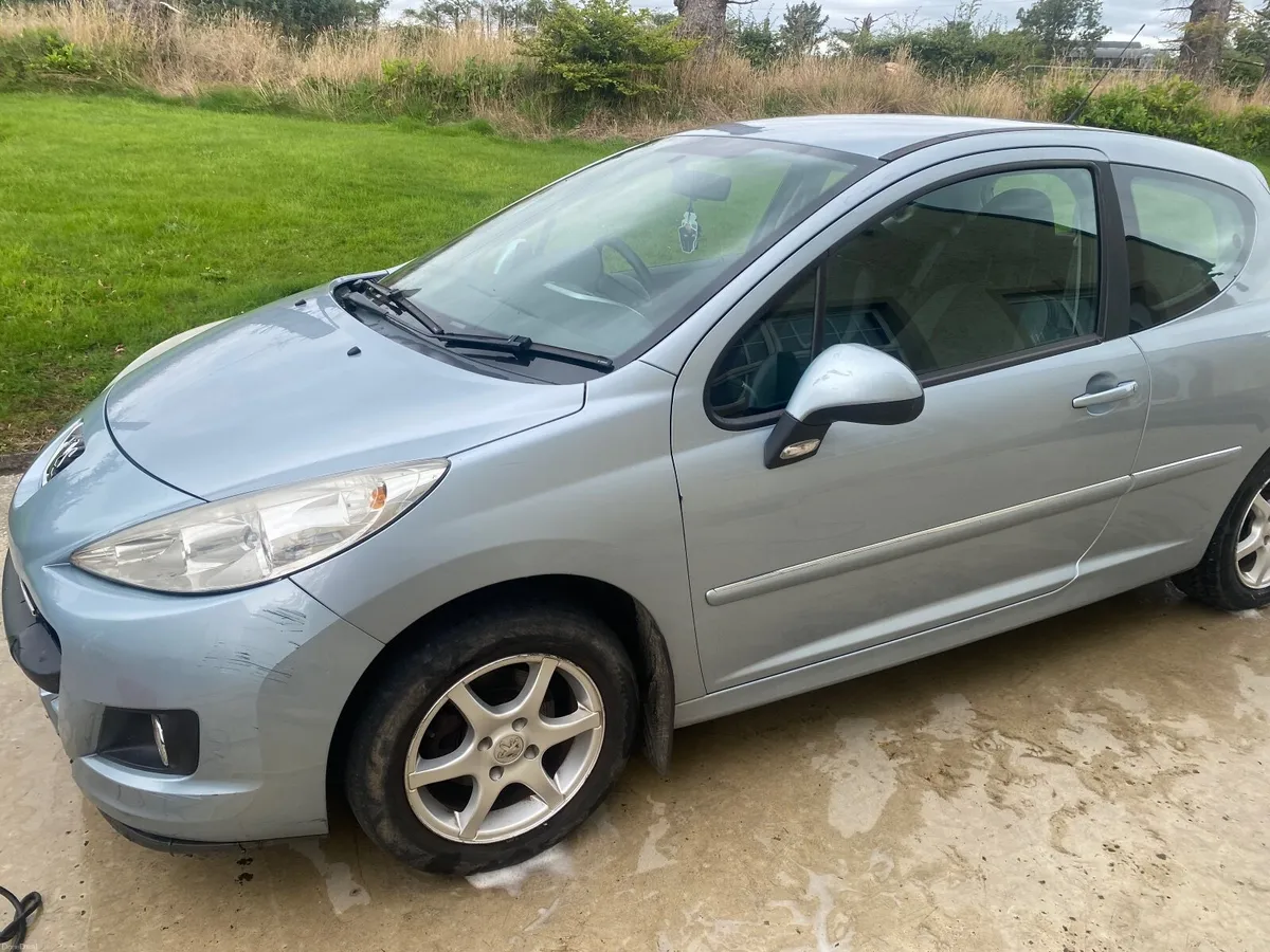 Peugeot 207 2011 - Image 2