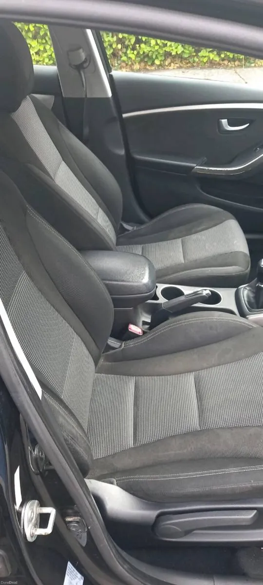 Hyundai 130 active - Image 5