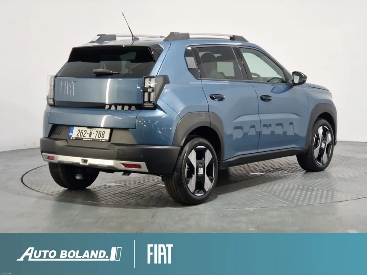 Fiat Panda Grande "La Prima" Hybrid - Image 5