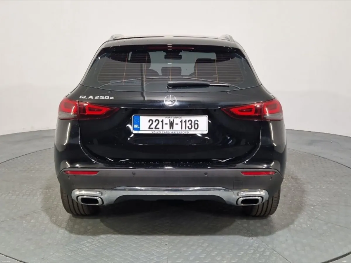 Mercedes-Benz GLA PHEV Progressive - Image 6