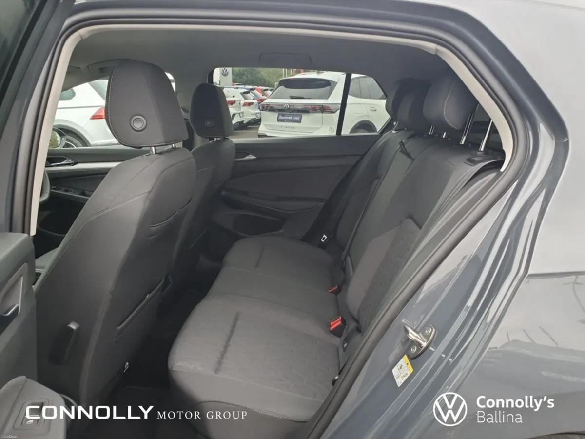Volkswagen Golf Edition 75 1.5 MHEV 116HP - Image 6