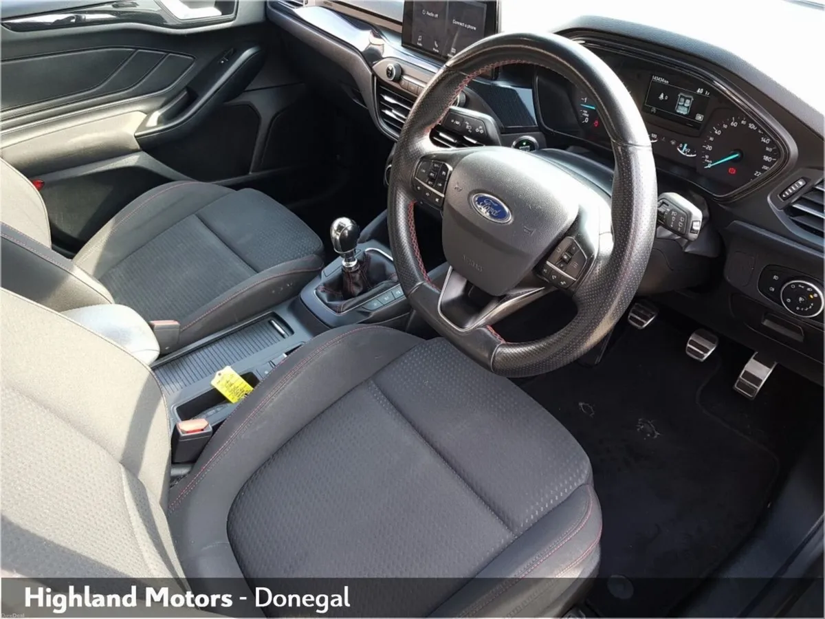 Ford Focus 1.5 TDCi 120PS ST-Line - Image 6