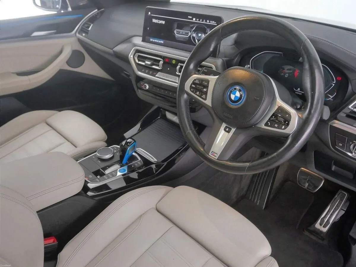 BMW iX3 M Sport Pro - Image 6