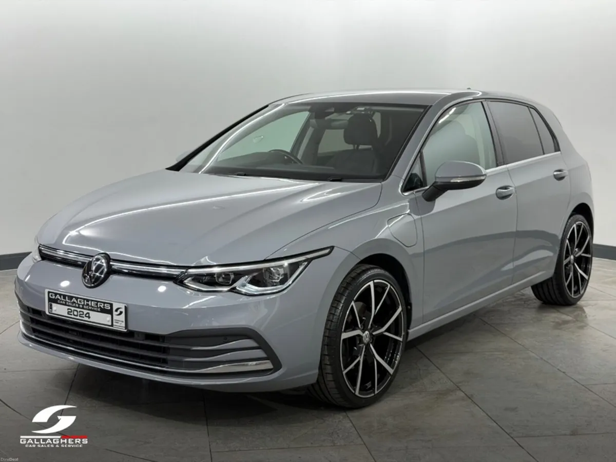 Volkswagen Golf (241) STYLE 1.4 TSI E-HYBRID S DSG - Image 2