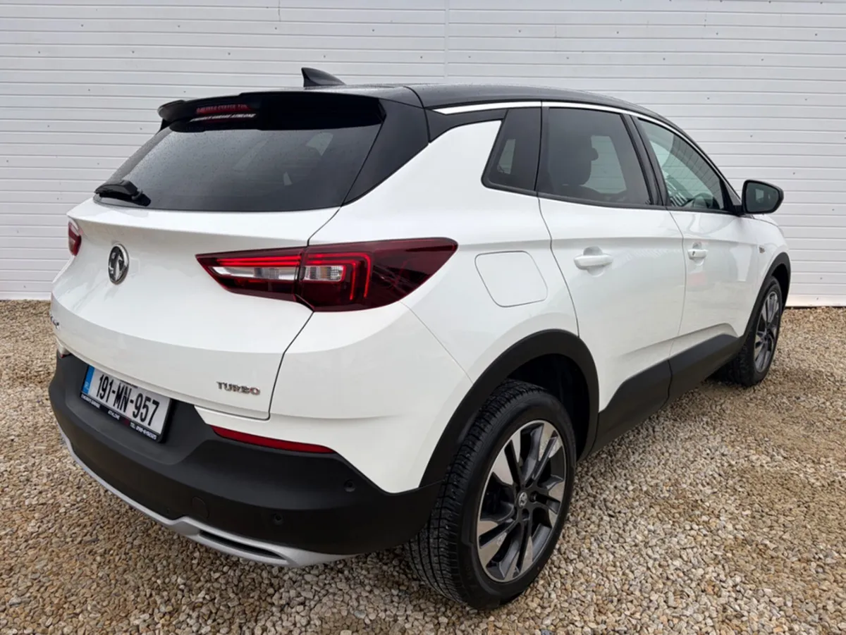 Vauxhall Grandland X 1.2 SPORT NAV 13 130PS S/S 5D - Image 3