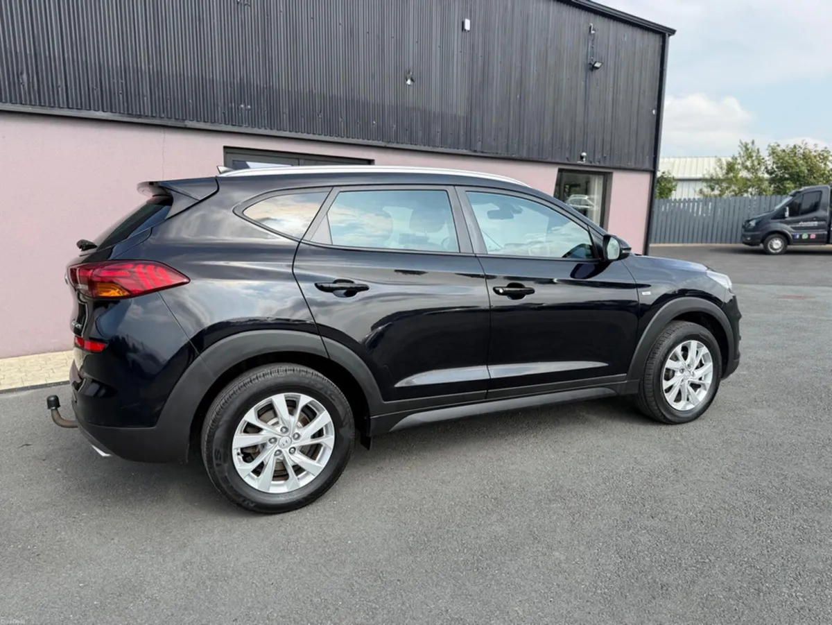 Hyundai Tucson SE NAV48V MHEV CRD CRDI NAV - Image 4