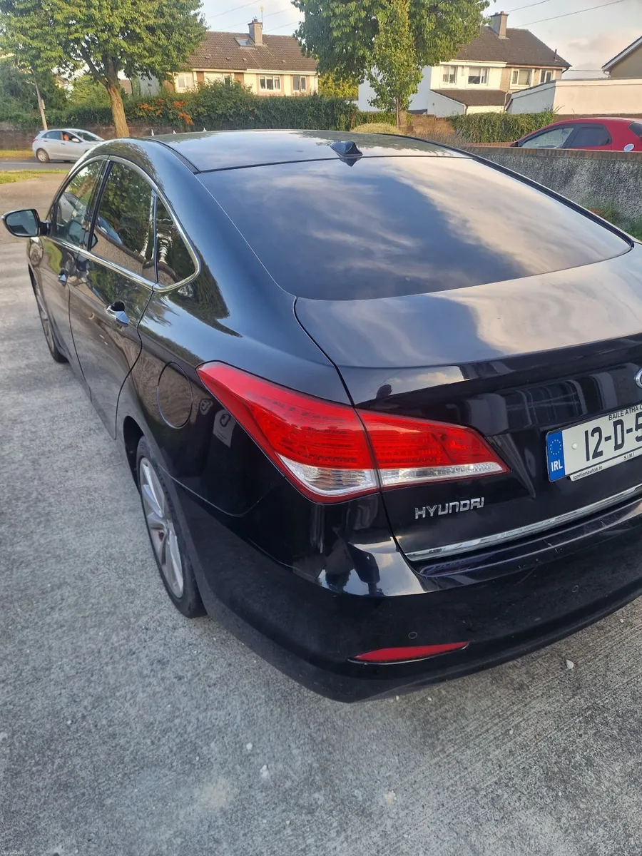 Hyundai i40 2012 - Image 2