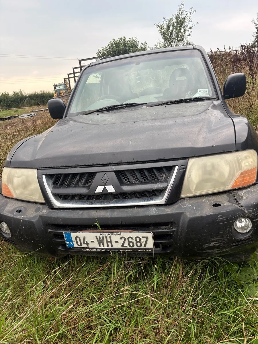 Mitsubishi Pajero - Image 5