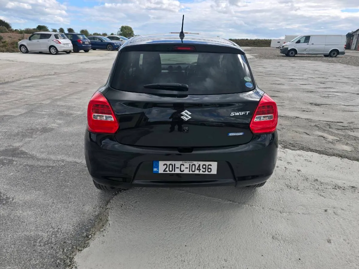 SUZUKI SWIFT 1.2L HYBRID AUTOMATIC - Image 6
