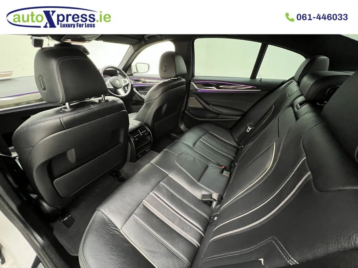 BMW 5-Series M SPORT XDRIVE 523D Automatic, Revers - Image 4