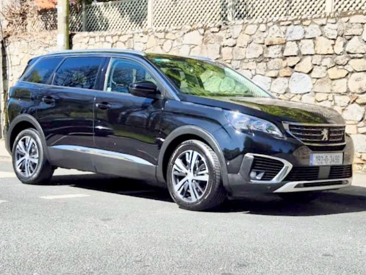 Peugeot 5008 2019!! 1.6hdi ALLURE 7 SEATER!!! - Image 2