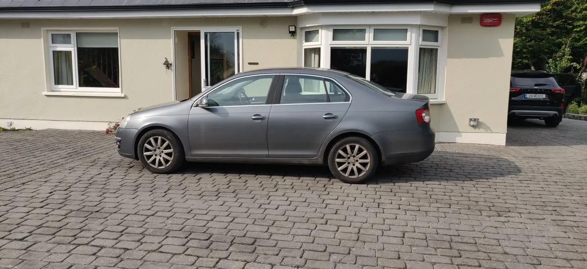 Volkswagen Jetta 2008 - Image 1