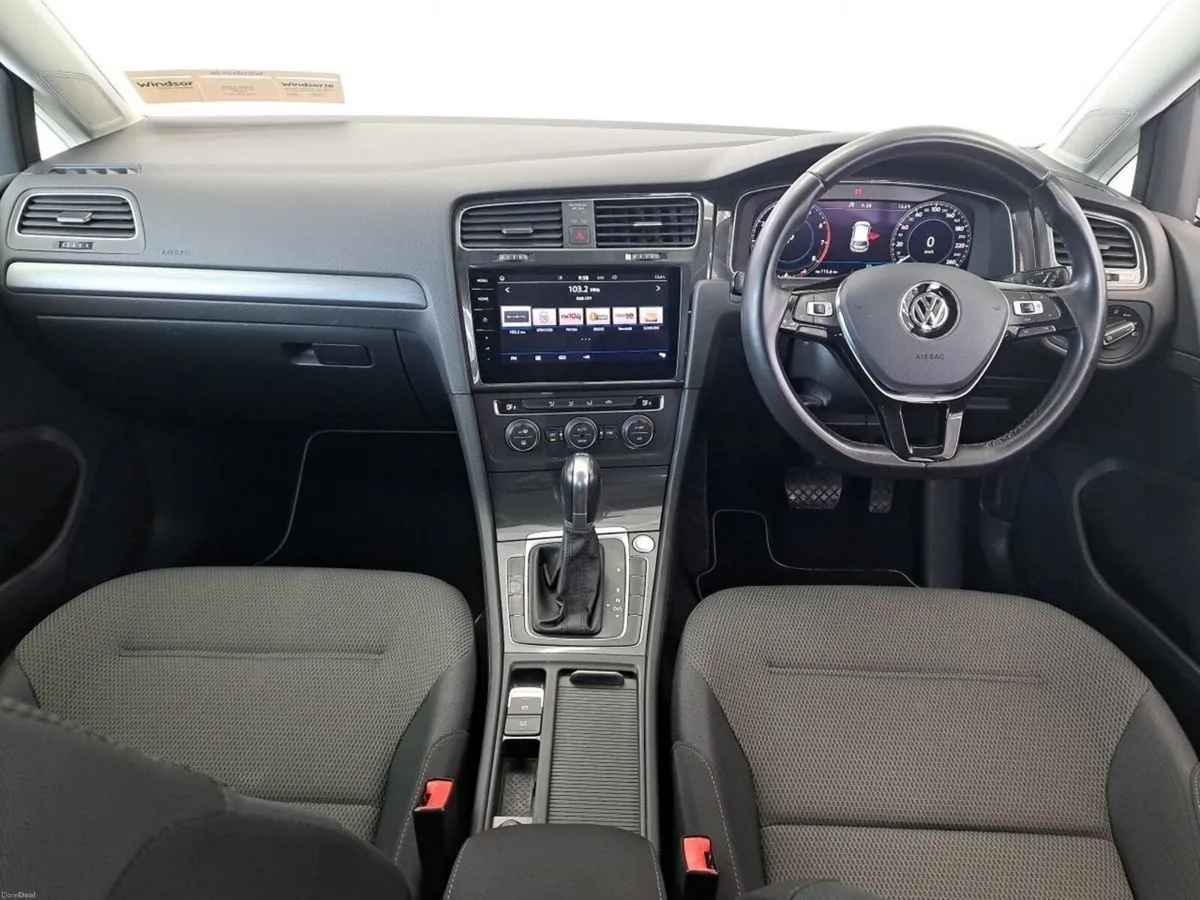 Volkswagen Golf TSI AUTOMATIC COMFORTLINE - Image 3