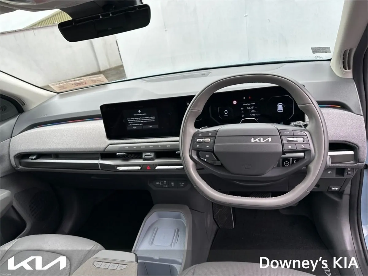 Kia EV3 Earth  81 kWh EV - Image 5