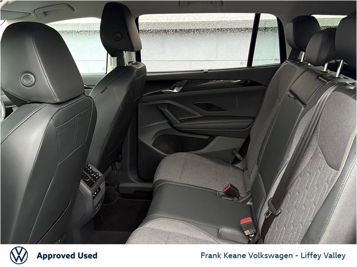 Volkswagen Tayron EDITION 75 AUTO 2.0 TDI 150HP *7 - Image 6