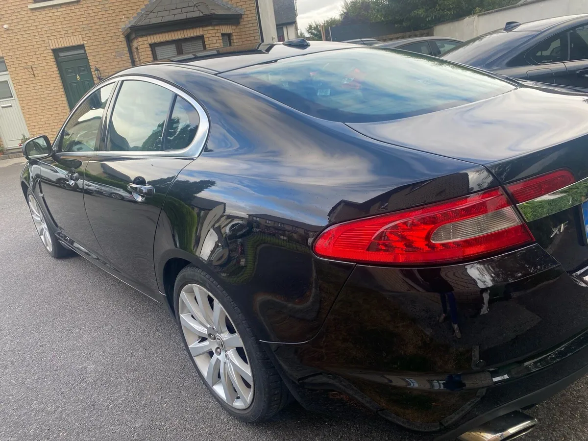 Jaguar XF 3.0 V6 - NCT ‘27 - Image 2