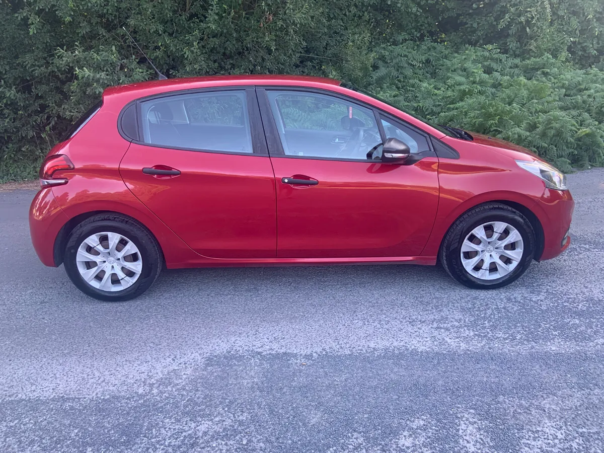 Peugeot 208 2016 - Image 3