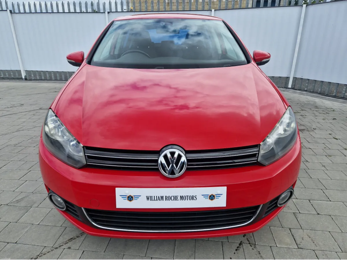 Volkswagen Golf 1.2 PETROL AUTO - Image 3