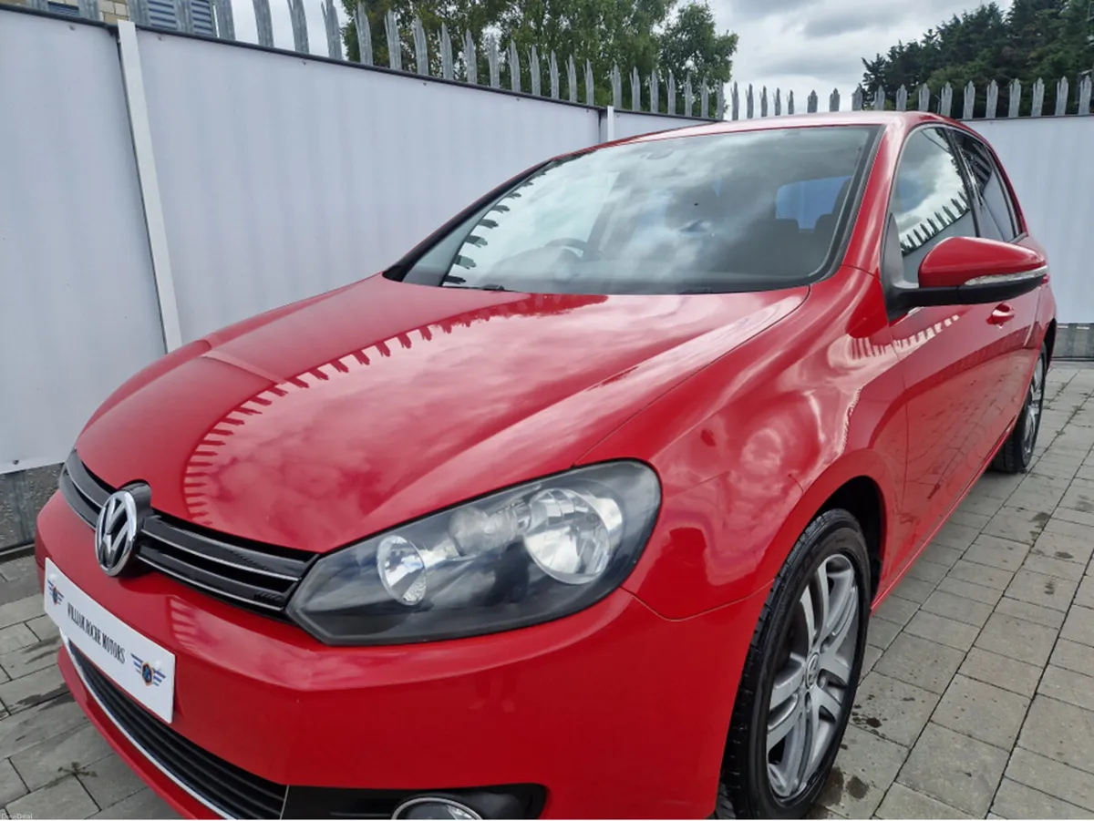 Volkswagen Golf 1.2 PETROL AUTO - Image 5
