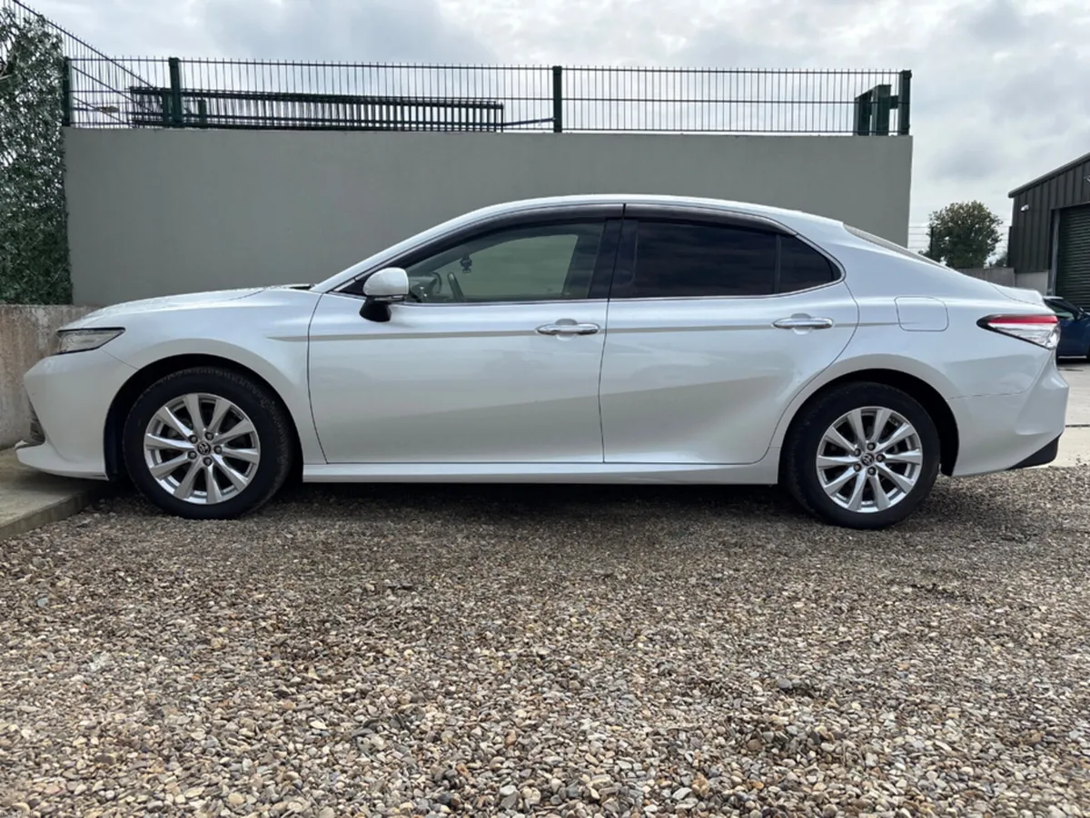 Toyota Camry Camry - Image 4