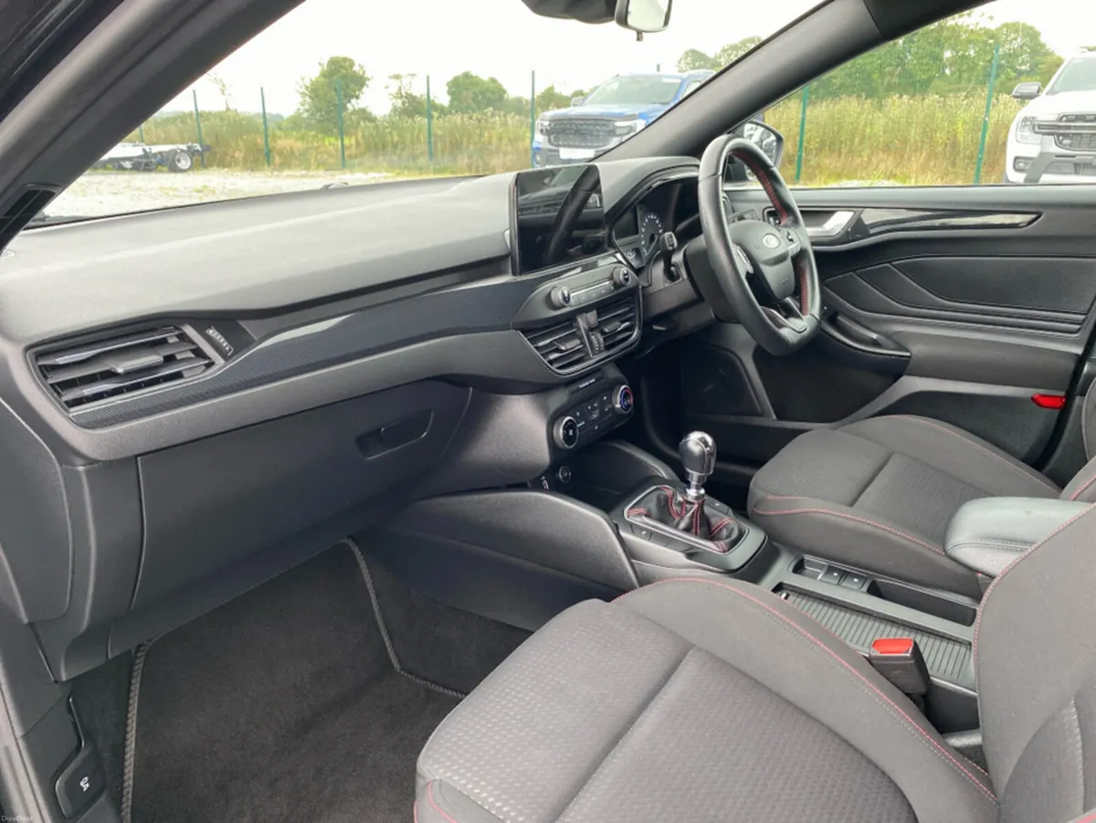 Ford Focus ST-LINE 1.5 TDCI 125PS 6SPEED 5DR - Image 2