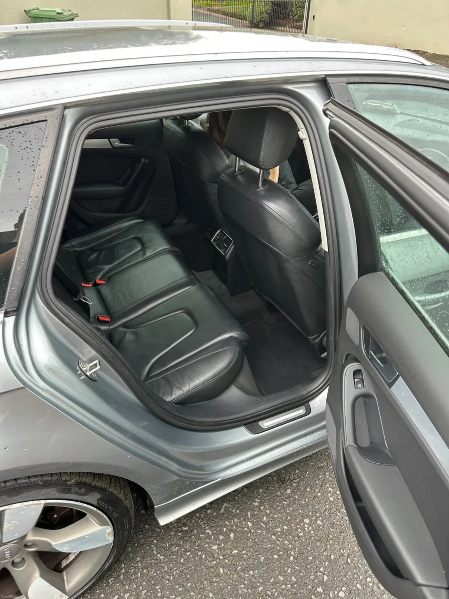 Audi A4 2012 - Image 5
