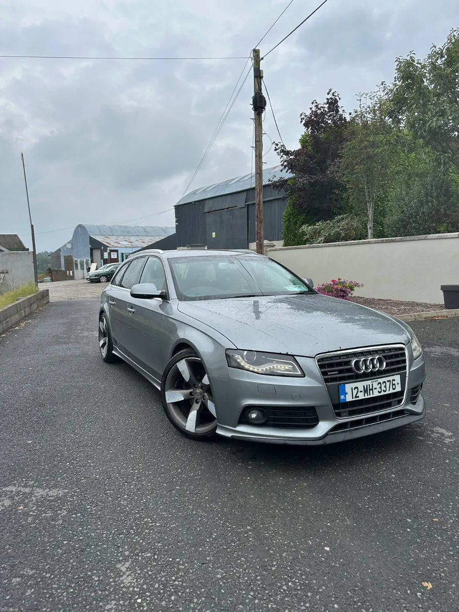 Audi A4 2012 - Image 1